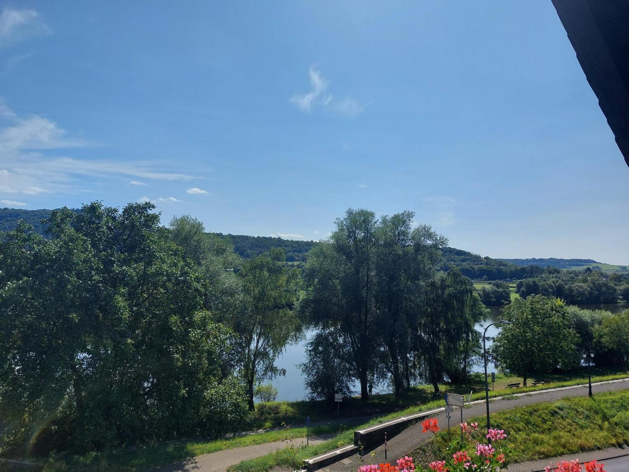 Ferienwohnungen Zum Niederberg Лизер Экстерьер фото